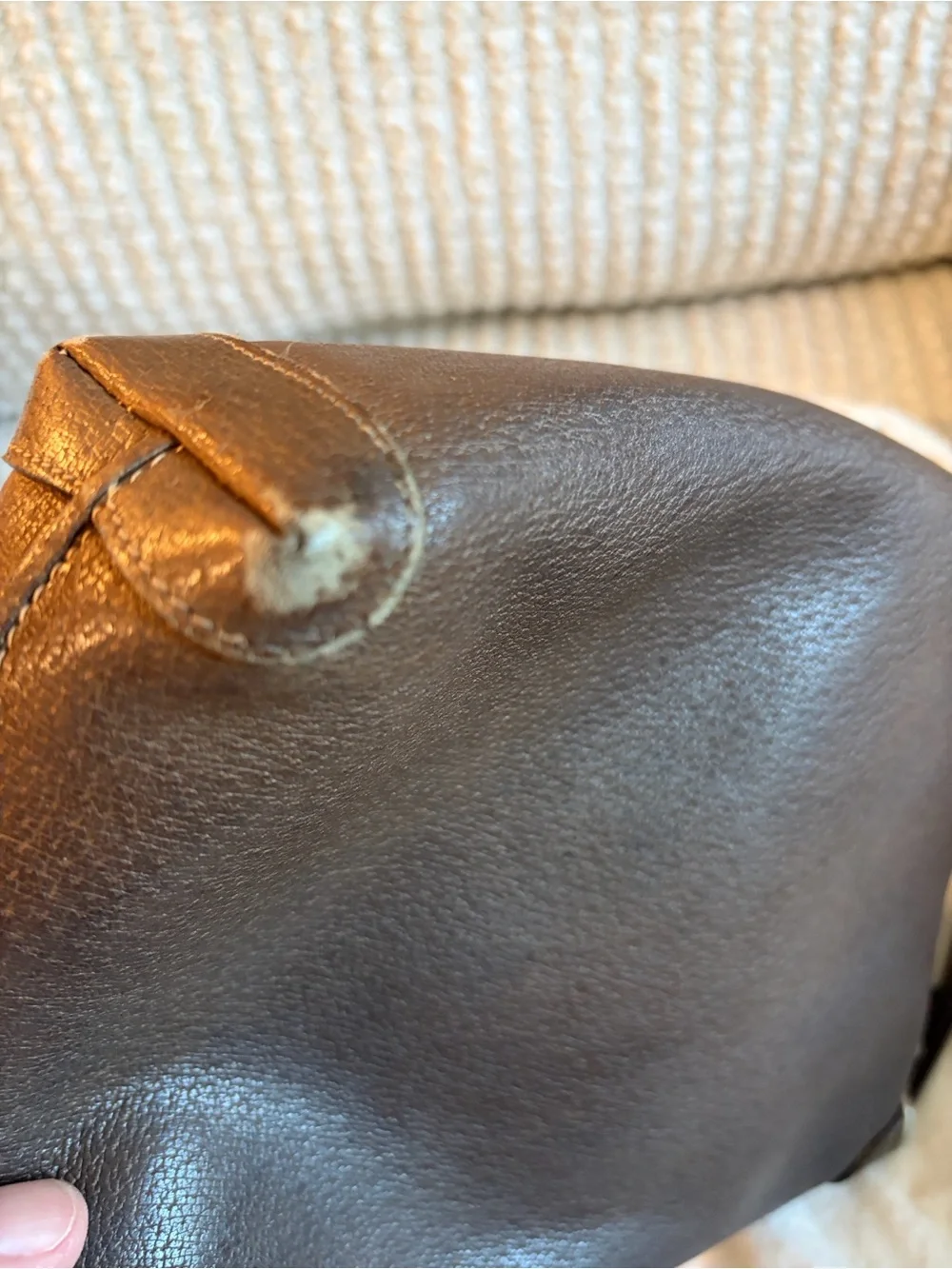 Authentic GUCCI brown leather crossbody